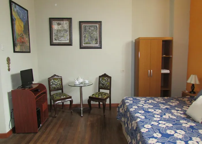 Residencial Miraflores B&B