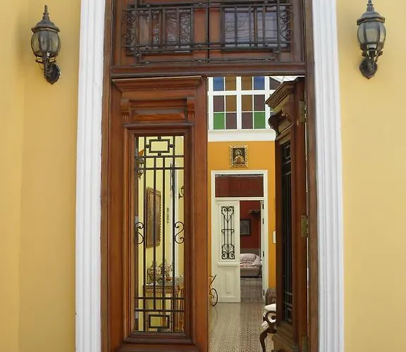 Residencial Miraflores B&B