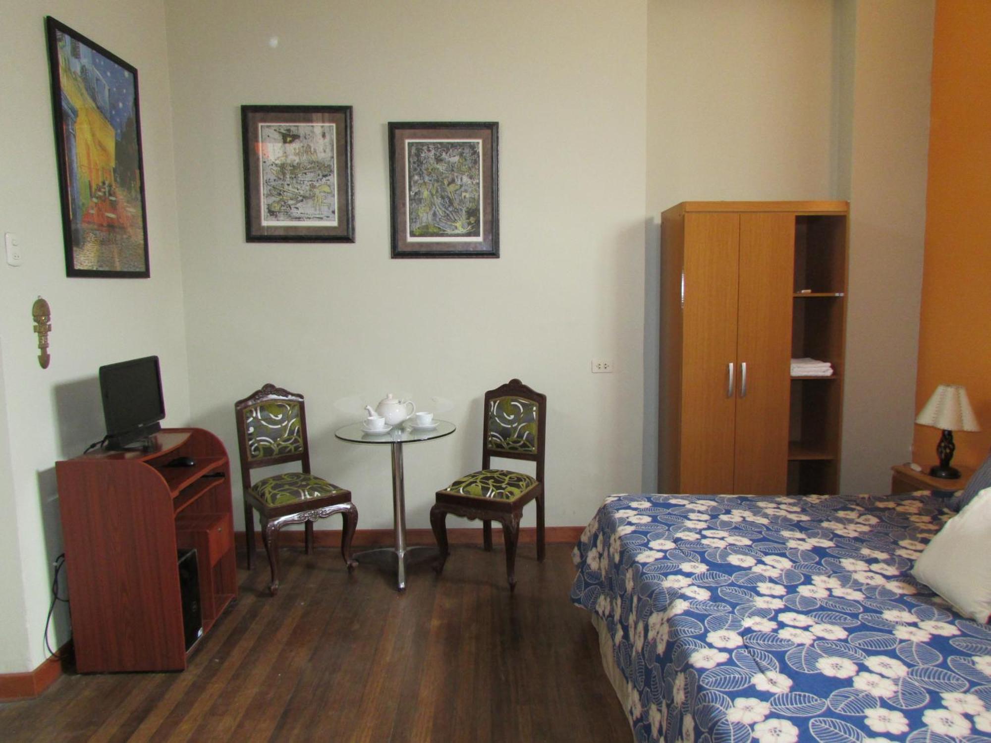 Bed and breakfast Residencial Miraflores *